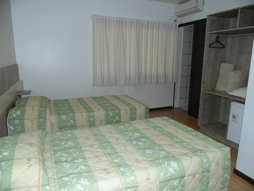 Hotel Vila Germanica Блуменау Стая снимка